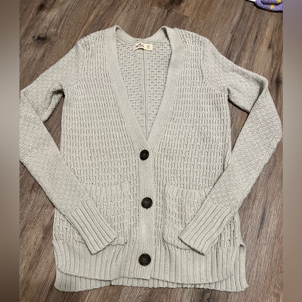 Hollister Cardigan